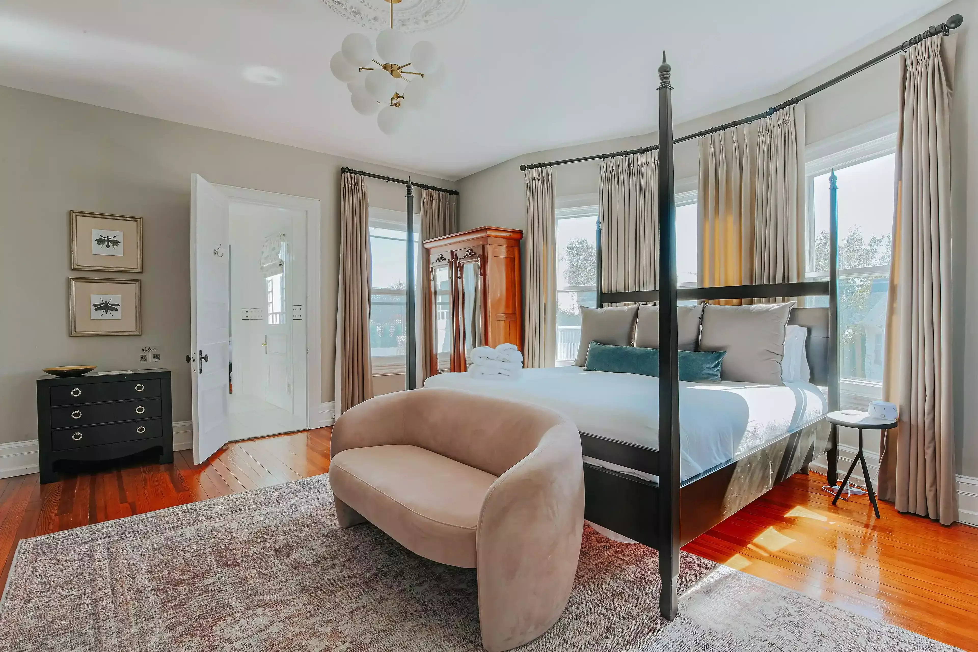 Shenandoah suite king bedroom 3