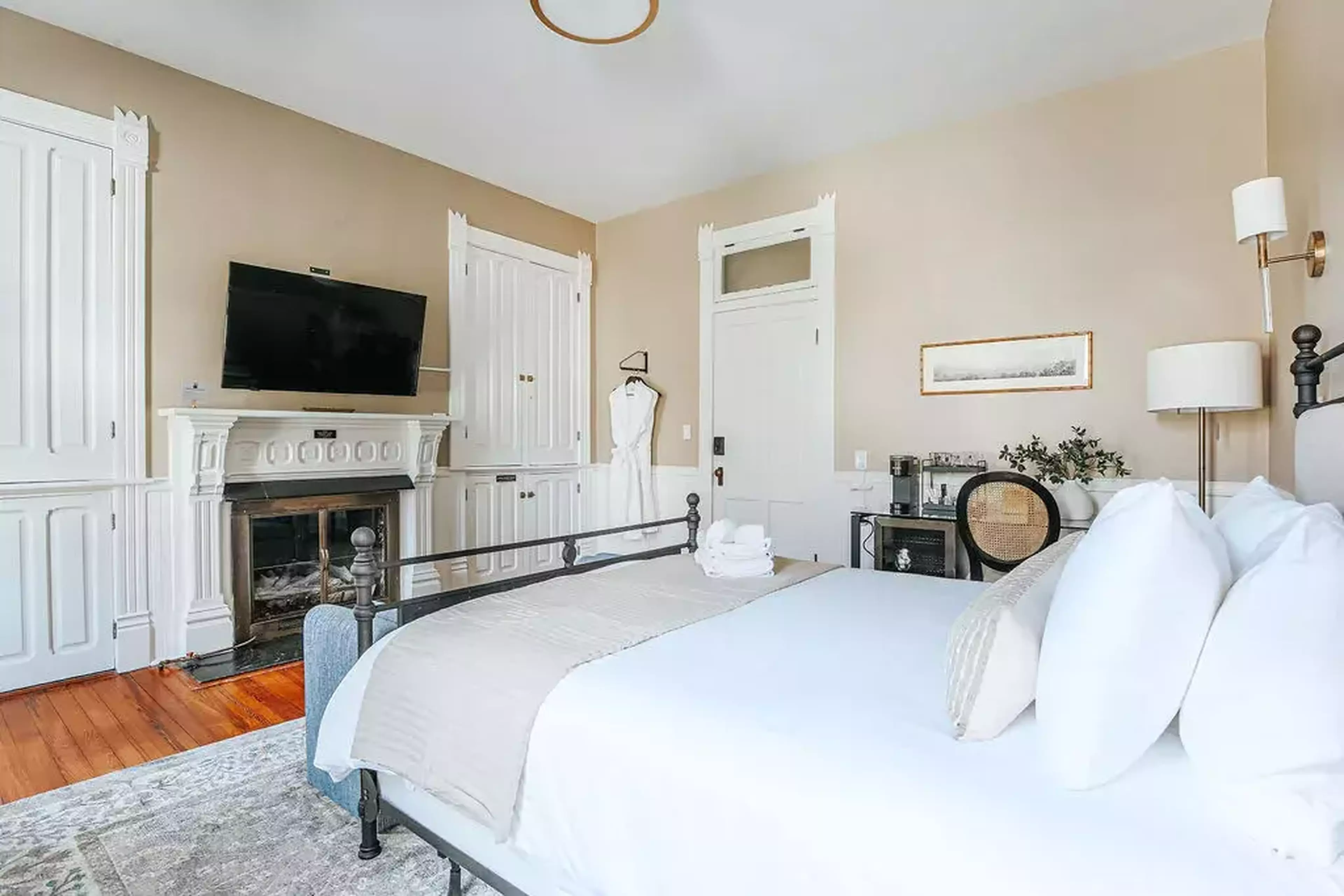 Suite seven bedroom 2